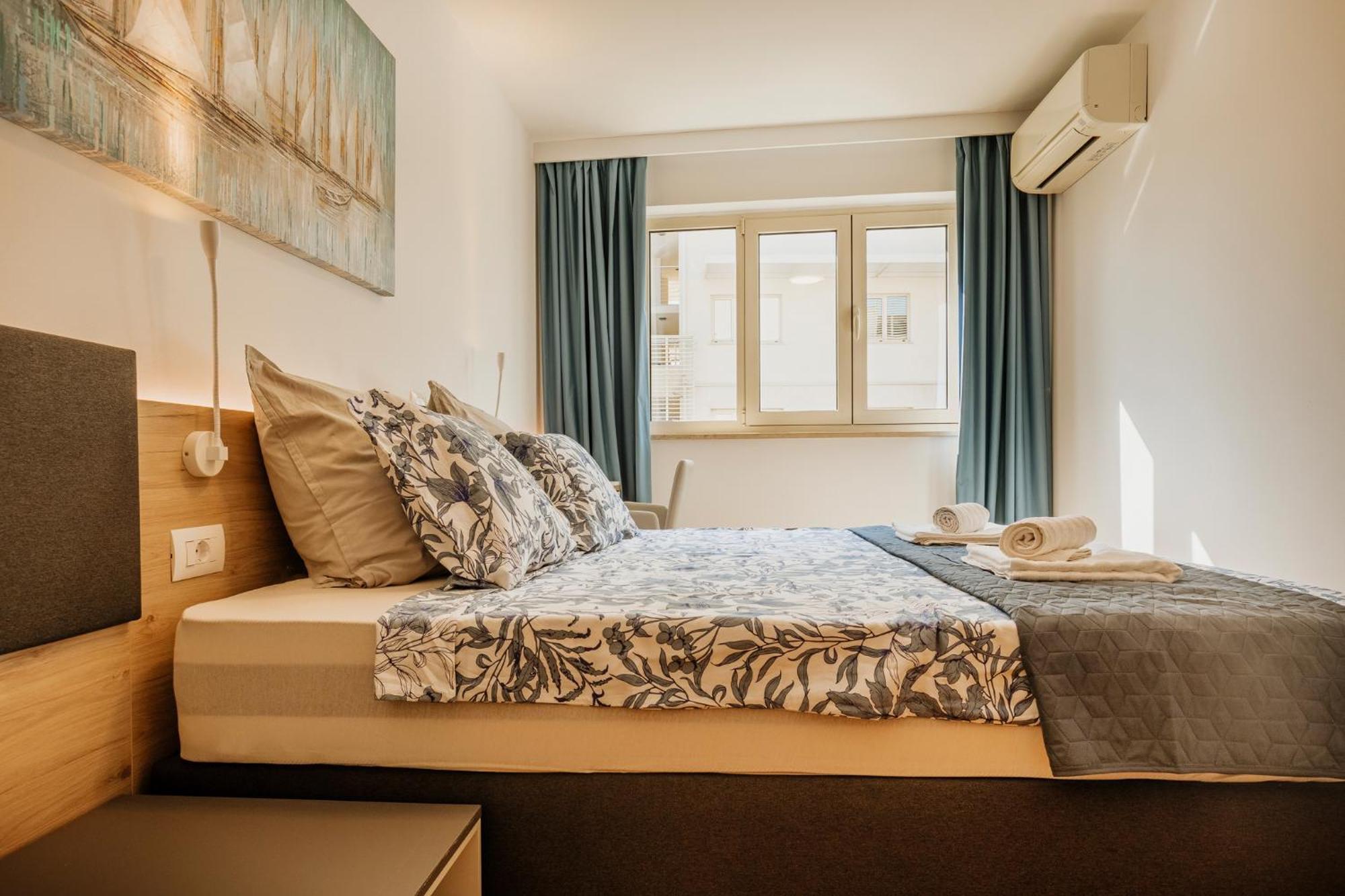 Supreme Bliss Apartment *